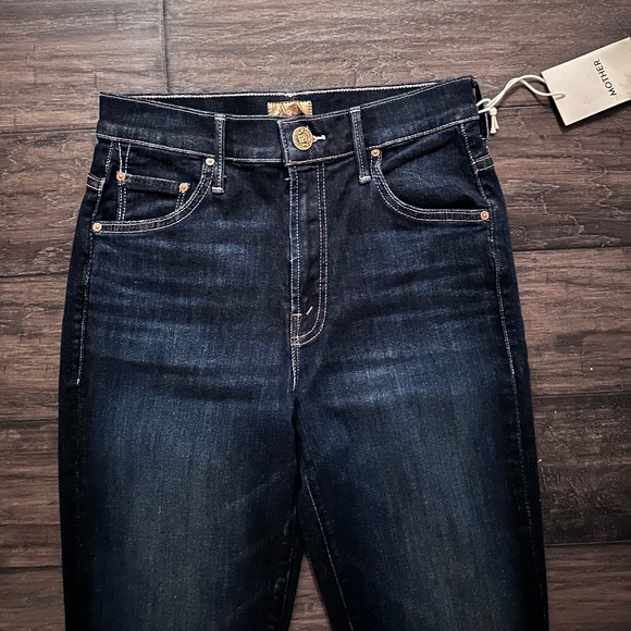 MOTHER Best-Selling Ankle Step Hem Crop Jeans in Off Limits Sz 25 NWT $258!! - Picture 3 of 7